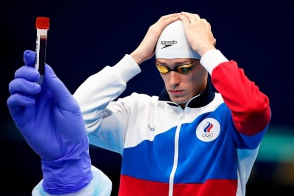Российский олимпиец показал, как обмануть тест на ковид. Ну нельзя же так подставляться!